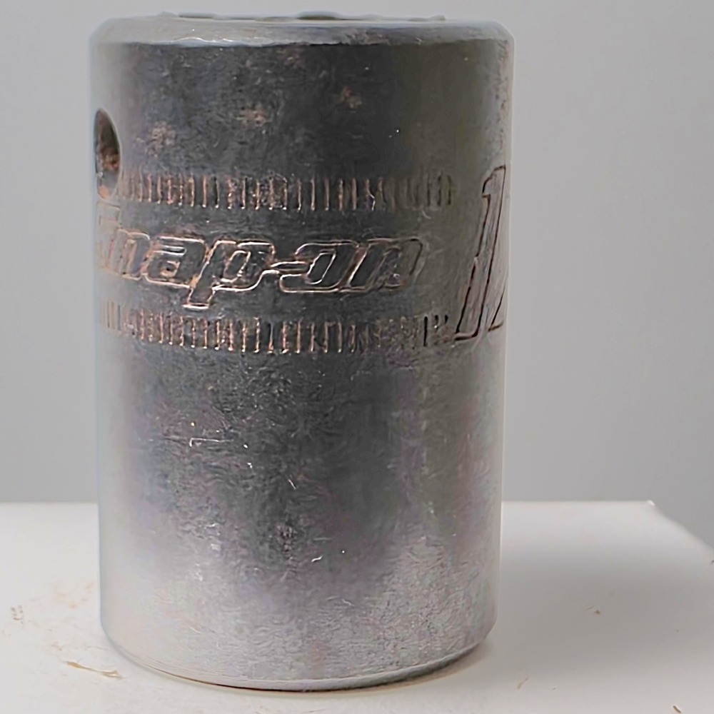 Snap-on Tools USA 1/2" Drive 17mm 6 Point Impact Socket IMM170A Used #0590